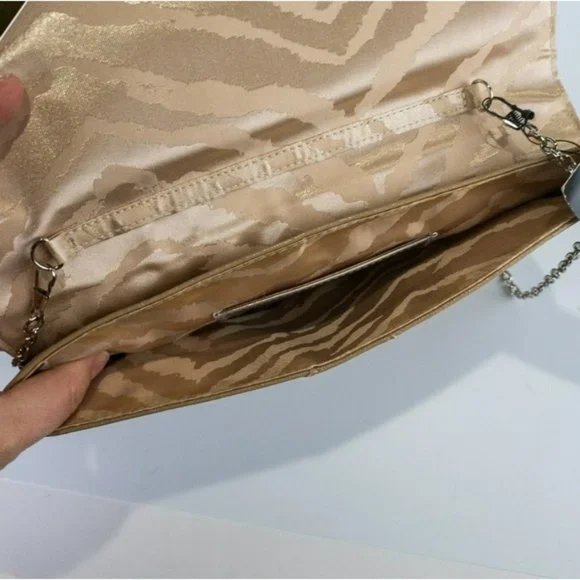 INC International Concepts Lily Glazed Clutch - Picture 4 of 4
